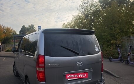 Hyundai Grand Starex Grand Starex I рестайлинг 2, 2011 год, 1 100 000 рублей, 5 фотография