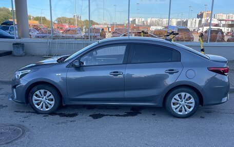 KIA Rio IV, 2021 год, 1 300 000 рублей, 3 фотография
