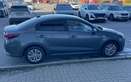 KIA Rio IV, 2021 год, 1 300 000 рублей, 10 фотография