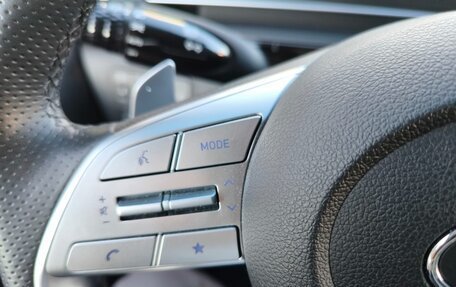 Hyundai Staria, 2022 год, 6 200 000 рублей, 4 фотография