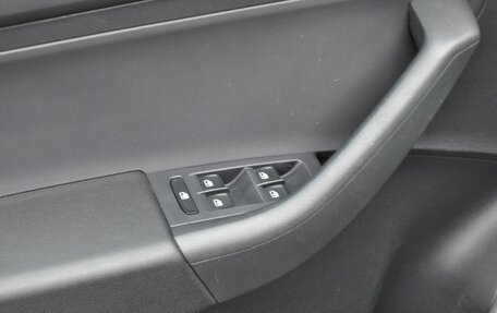 Skoda Rapid I, 2016 год, 990 000 рублей, 13 фотография