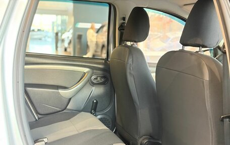 Renault Duster I рестайлинг, 2017 год, 819 000 рублей, 8 фотография