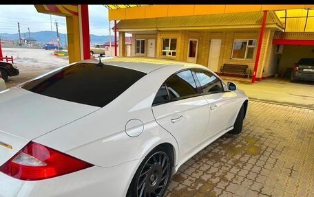 Mercedes-Benz CLS, 2005 год, 960 000 рублей, 2 фотография