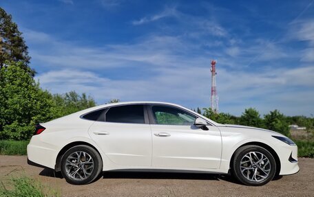 Hyundai Sonata VIII, 2022 год, 2 650 000 рублей, 3 фотография
