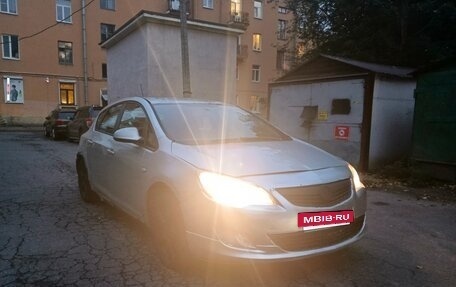 Opel Astra J, 2011 год, 235 000 рублей, 8 фотография
