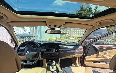 BMW 5 серия, 2007 год, 1 350 000 рублей, 11 фотография