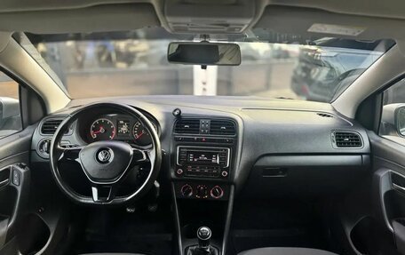 Volkswagen Polo VI (EU Market), 2018 год, 899 000 рублей, 7 фотография