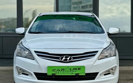 Hyundai Solaris II рестайлинг, 2015 год, 999 000 рублей, 5 фотография