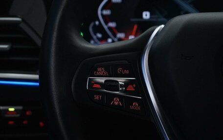 BMW 3 серия, 2019 год, 4 390 444 рублей, 13 фотография