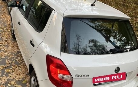Skoda Fabia II, 2013 год, 730 000 рублей, 5 фотография