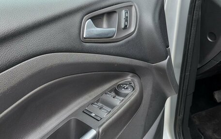 Ford Kuga III, 2014 год, 1 050 000 рублей, 15 фотография