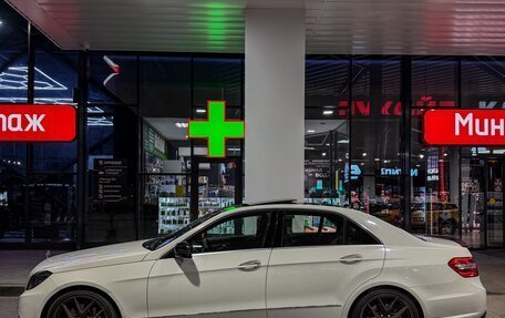 Mercedes-Benz E-Класс, 2011 год, 1 690 000 рублей, 2 фотография
