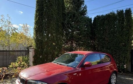 BMW 1 серия, 2011 год, 500 000 рублей, 1 фотография