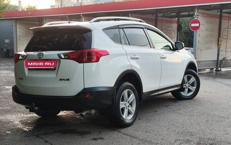 Toyota RAV4, 2013 год, 1 888 000 рублей, 6 фотография