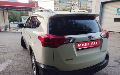 Toyota RAV4, 2013 год, 1 888 000 рублей, 7 фотография