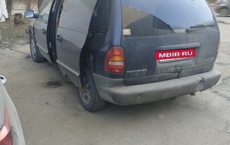 Chrysler Voyager III, 1997 год, 210 000 рублей, 9 фотография