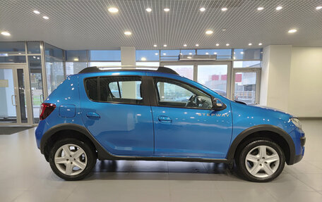 Renault Sandero II рестайлинг, 2016 год, 870 000 рублей, 8 фотография