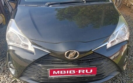 Toyota Vitz, 2017 год, 800 000 рублей, 1 фотография