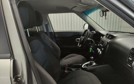 KIA Soul II рестайлинг, 2015 год, 1 355 000 рублей, 9 фотография