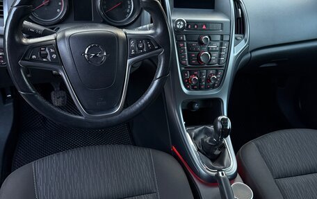 Opel Astra J, 2012 год, 770 000 рублей, 13 фотография