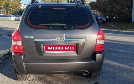 Hyundai Tucson III, 2007 год, 680 000 рублей, 2 фотография