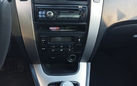 Hyundai Tucson III, 2007 год, 680 000 рублей, 25 фотография