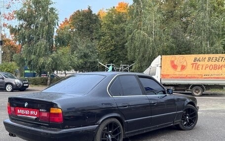 BMW 5 серия, 1989 год, 300 000 рублей, 2 фотография