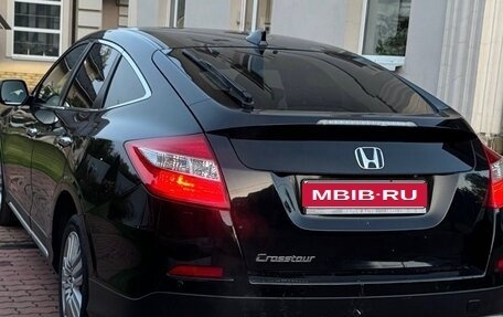 Honda Crosstour I рестайлинг, 2014 год, 1 499 999 рублей, 3 фотография