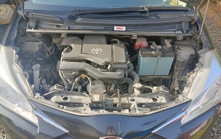 Toyota Vitz, 2017 год, 800 000 рублей, 8 фотография