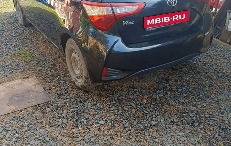 Toyota Vitz, 2017 год, 800 000 рублей, 5 фотография
