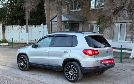 Volkswagen Tiguan I, 2011 год, 950 000 рублей, 4 фотография