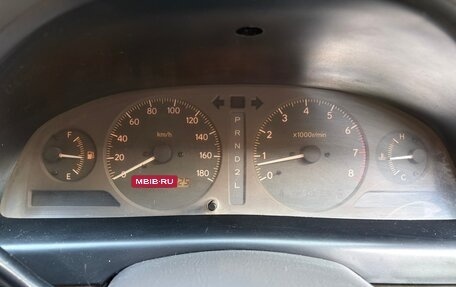 Toyota Gaia, 1998 год, 490 000 рублей, 7 фотография