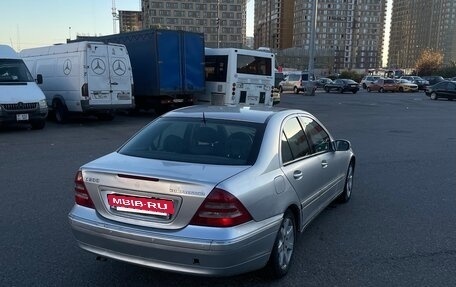 Mercedes-Benz C-Класс, 2000 год, 280 000 рублей, 4 фотография
