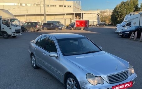 Mercedes-Benz C-Класс, 2000 год, 280 000 рублей, 3 фотография