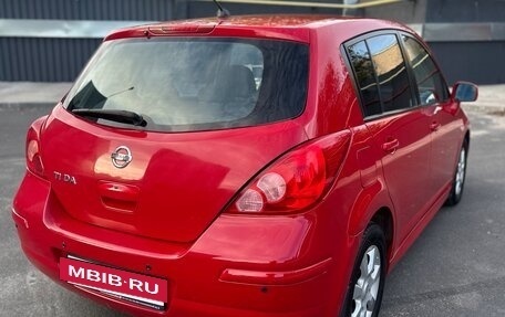 Nissan Tiida, 2010 год, 650 000 рублей, 8 фотография