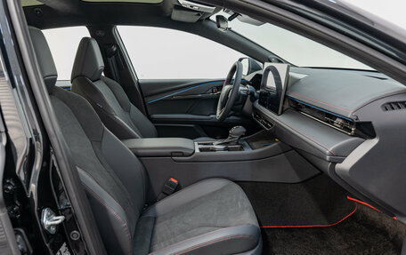 Toyota Camry, 2026 год, 4 950 000 рублей, 10 фотография