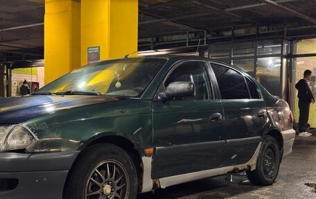 Toyota Avensis III рестайлинг, 1998 год, 155 000 рублей, 2 фотография