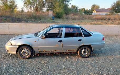 Daewoo Nexia I рестайлинг, 2010 год, 70 000 рублей, 3 фотография