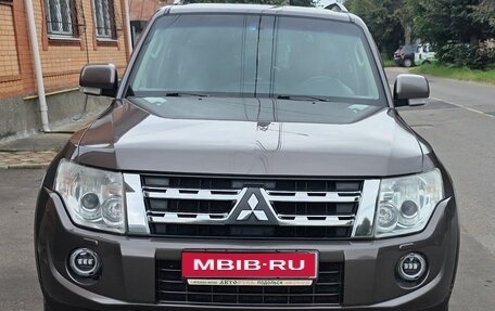 Mitsubishi Pajero IV, 2014 год, 2 750 000 рублей, 1 фотография