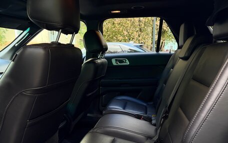 Ford Explorer VI, 2012 год, 2 000 000 рублей, 21 фотография