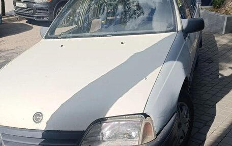 Opel Omega A, 1987 год, 110 000 рублей, 4 фотография