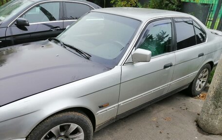 BMW 5 серия, 1992 год, 450 000 рублей, 3 фотография