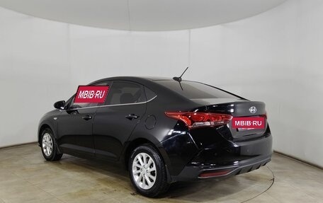 Hyundai Solaris II рестайлинг, 2021 год, 1 620 000 рублей, 7 фотография