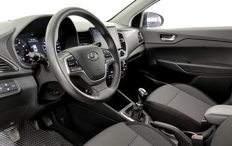 Hyundai Solaris II рестайлинг, 2021 год, 1 620 000 рублей, 16 фотография