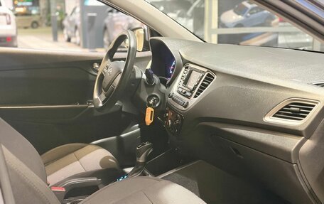 Hyundai Solaris II рестайлинг, 2019 год, 1 329 000 рублей, 7 фотография