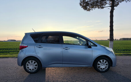 Toyota Ractis II, 2011 год, 720 000 рублей, 4 фотография