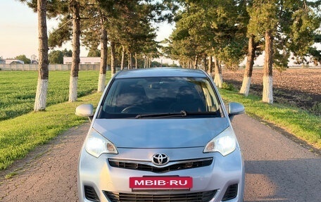 Toyota Ractis II, 2011 год, 720 000 рублей, 2 фотография