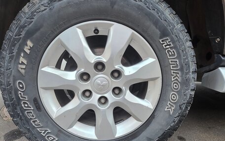 Mitsubishi Pajero IV, 2014 год, 2 750 000 рублей, 6 фотография