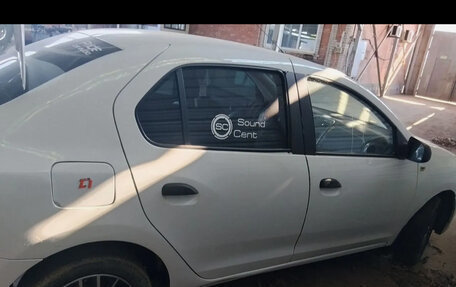 Renault Logan II, 2016 год, 320 000 рублей, 3 фотография