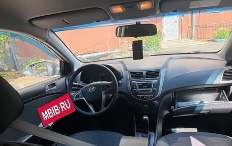 Hyundai Solaris II рестайлинг, 2015 год, 750 000 рублей, 3 фотография